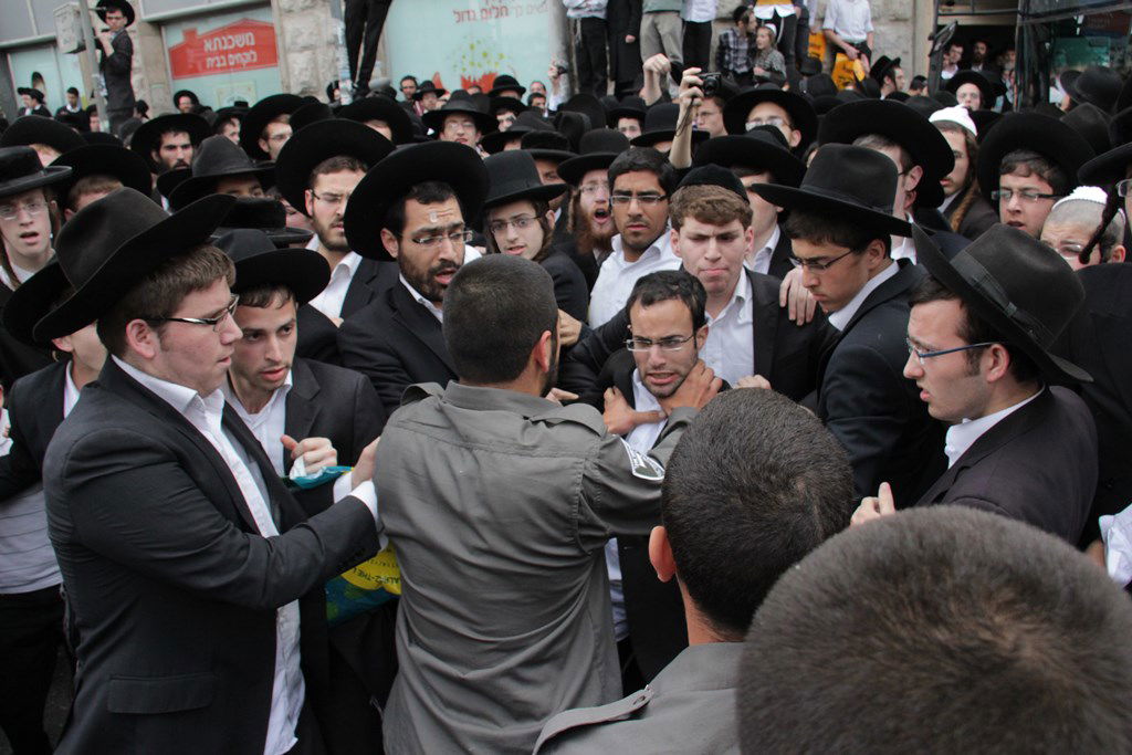 תיעוד ענק: ההפגנה האלימה בגאולה