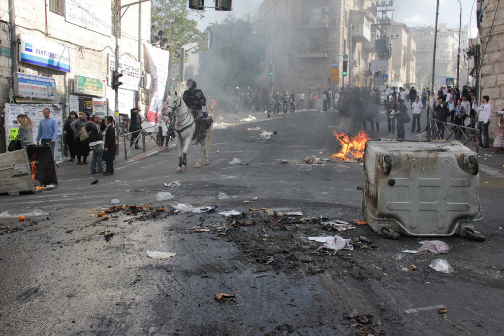 תיעוד ענק: ההפגנה האלימה בגאולה