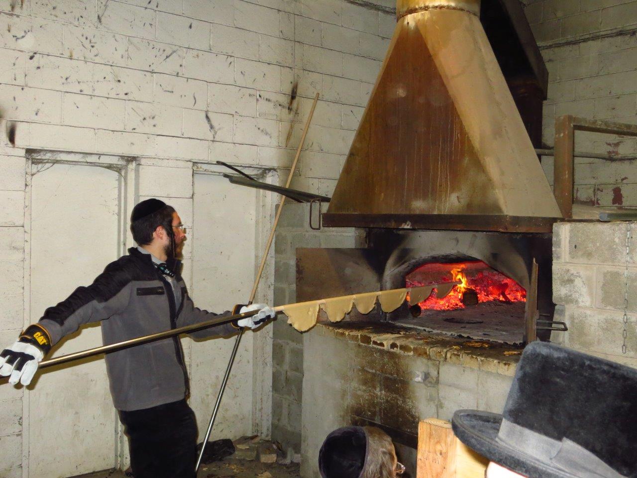 הכנות לפסח בסקווירא • תמונות