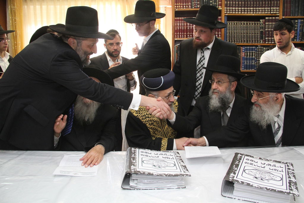 הקבלן 45: מכירת חמץ ללא מרן הרב עובדיה יוסף זצ"ל