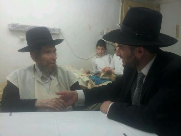 "בענייני שבת וקדושה - לפעול בקירוב לבבות ולא בכוח"