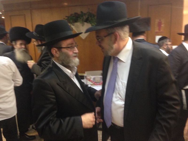 צפו בתיעוד: ברית לנכד של ח"כ יעקב אשר