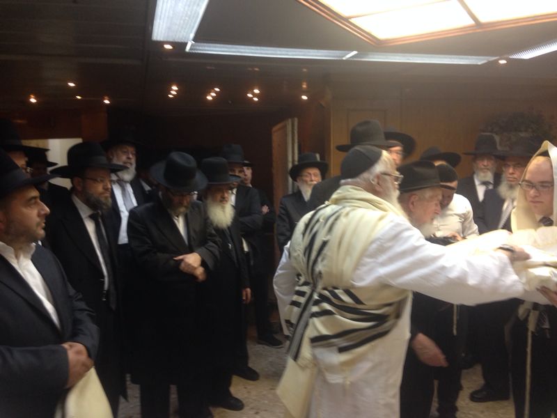 צפו בתיעוד: ברית לנכד של ח"כ יעקב אשר