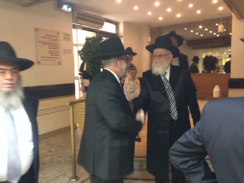 צפו בתיעוד: ברית לנכד של ח"כ יעקב אשר