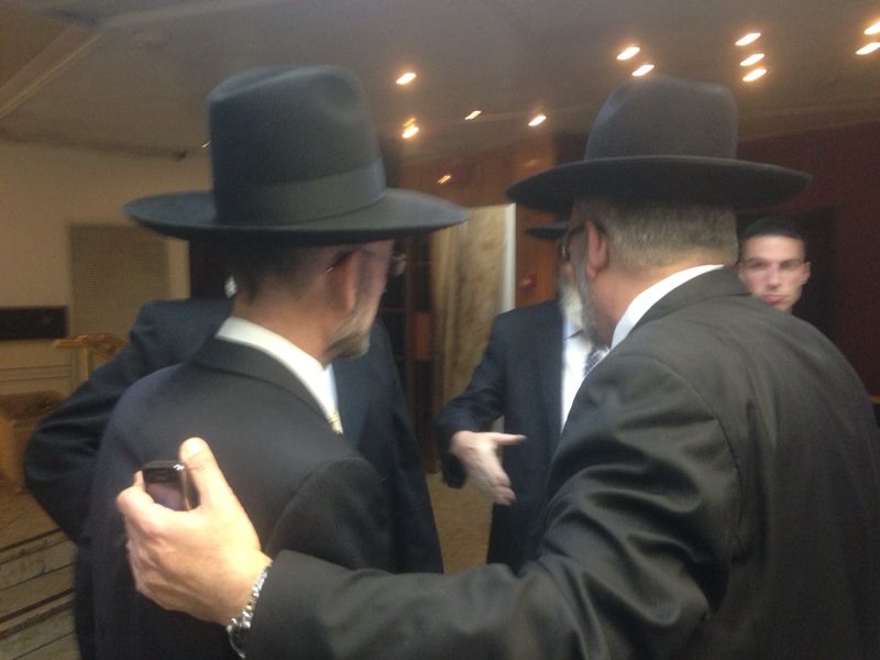 צפו בתיעוד: ברית לנכד של ח"כ יעקב אשר