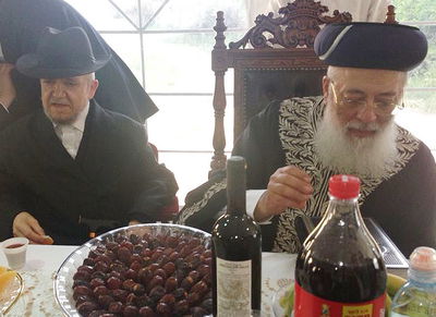 הגר"ש עמאר לצד הגר"מ מזוז, היום בירושלים