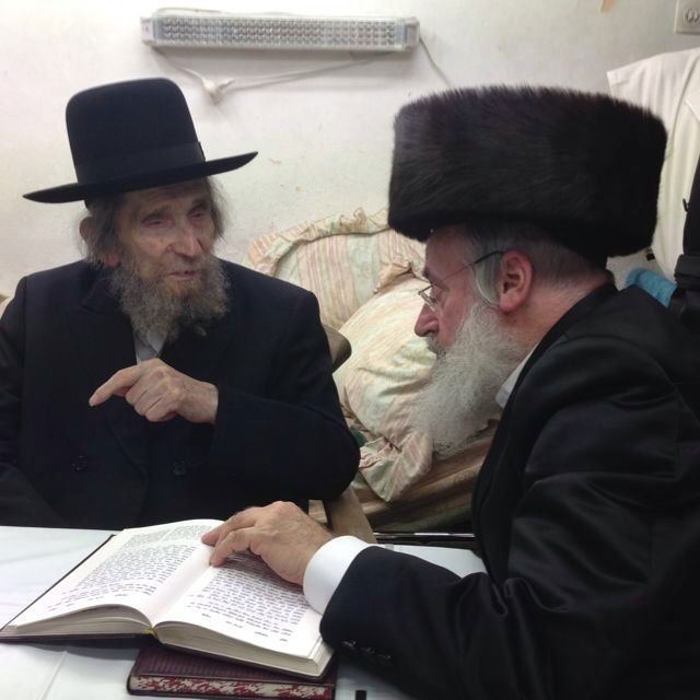 חול המועד פסח: המונים עלו אל מרן הגראי"ל שטיינמן