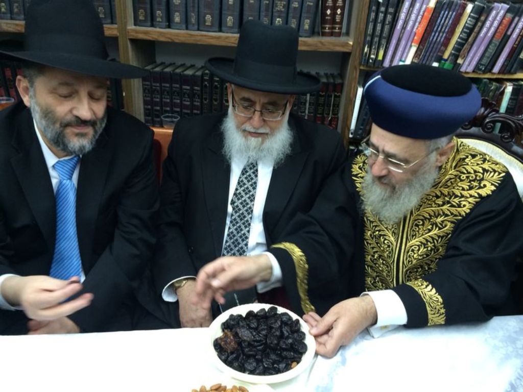 "הקבלת פני רבו" לגר"י יוסף • צפו