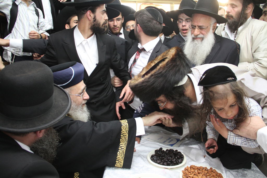 "הקבלת פני רבו" לגר"י יוסף • צפו