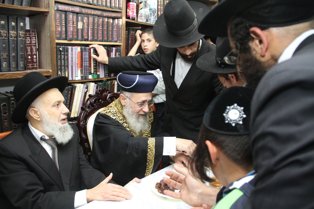 "הקבלת פני רבו" לגר"י יוסף • צפו