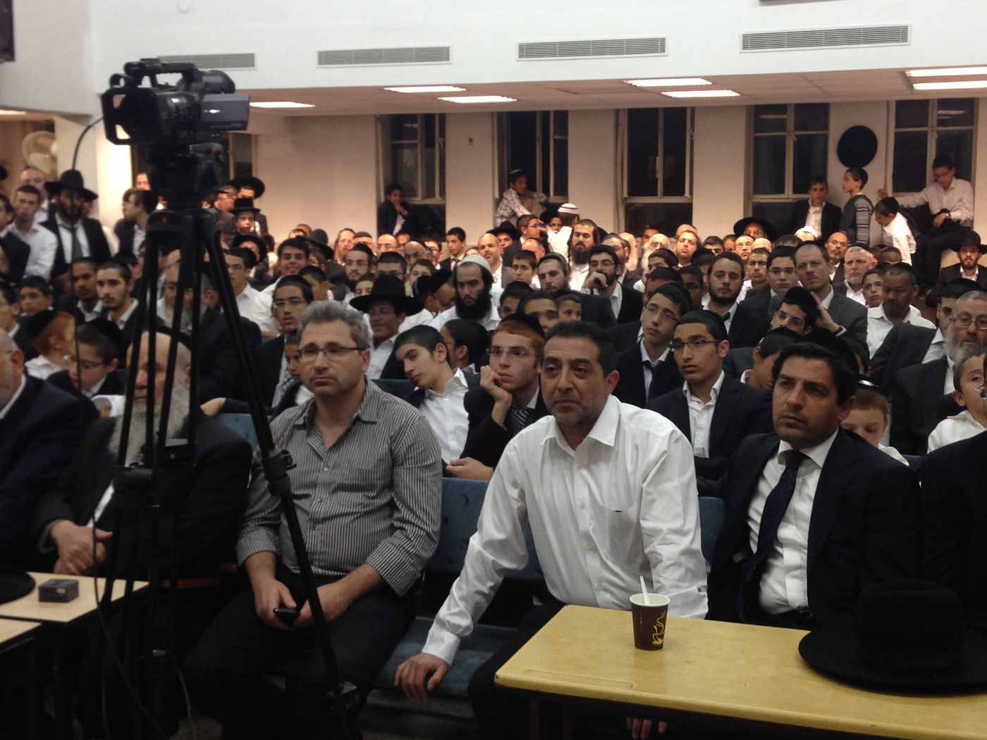 הרב בניהו שמואלי: "הרב יצחק יוסף ממשיך דרכו של מרן זצ"ל"