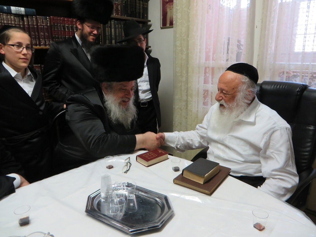 תיעוד מסכם: חג הפסח של הגרב"ד פוברסקי - שיעורי תורה וביקורי חג