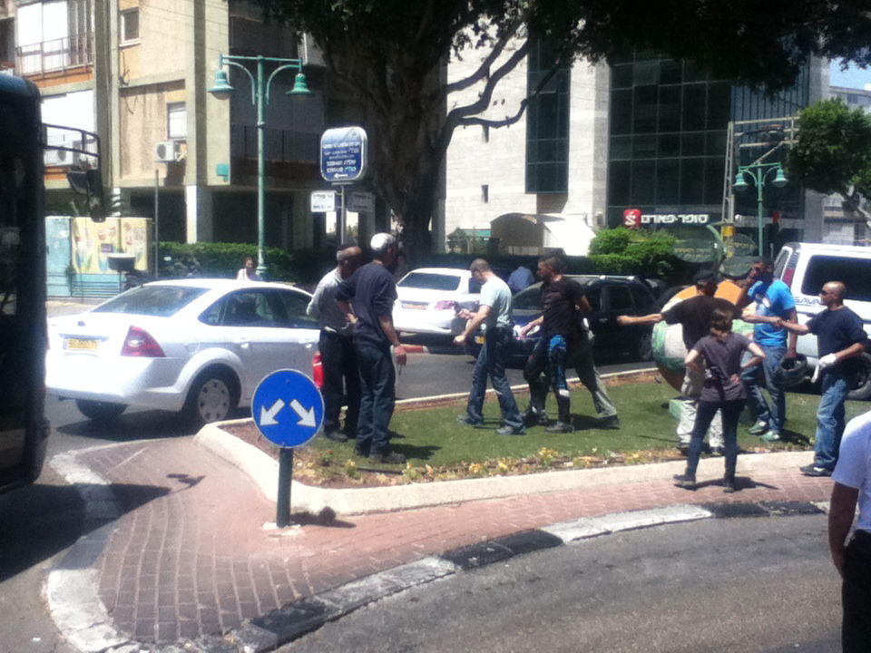 פתח תקווה: מרדף אחר גנבי רכב הסתיים בתאונה