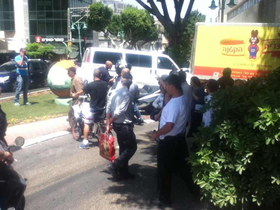 פתח תקווה: מרדף אחר גנבי רכב הסתיים בתאונה