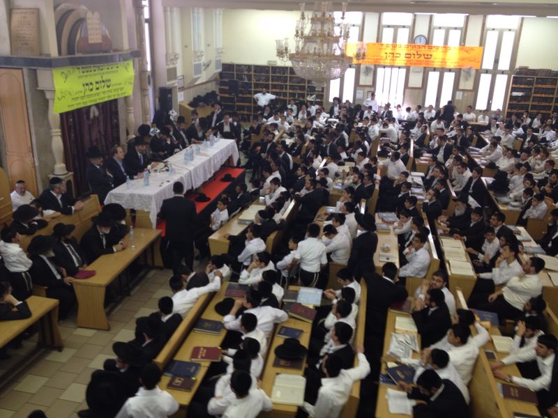 ומי הרב המקדים לשיעור נשיא מועצת החכמים? אריה דרעי