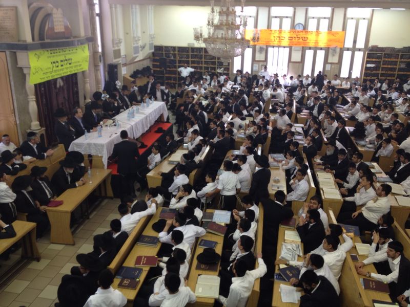 ומי הרב המקדים לשיעור נשיא מועצת החכמים? אריה דרעי