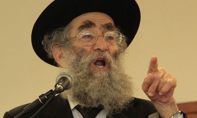 בוגרי פוניבז' התכנסו לעמוד לימין הישיבה • תמונות