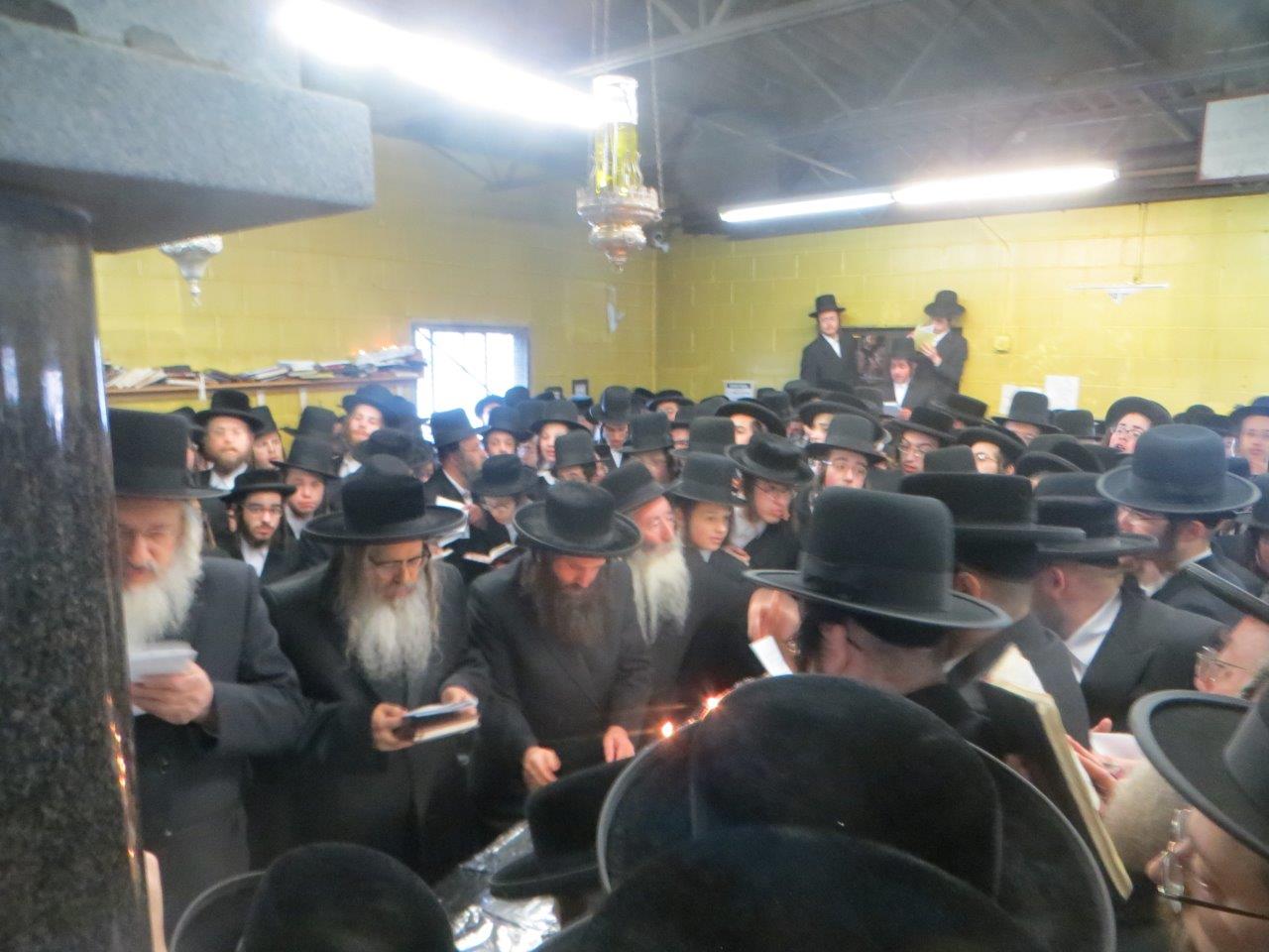 סאטמר: יארצייט ומעמד פתיחת הזמן • גלריה