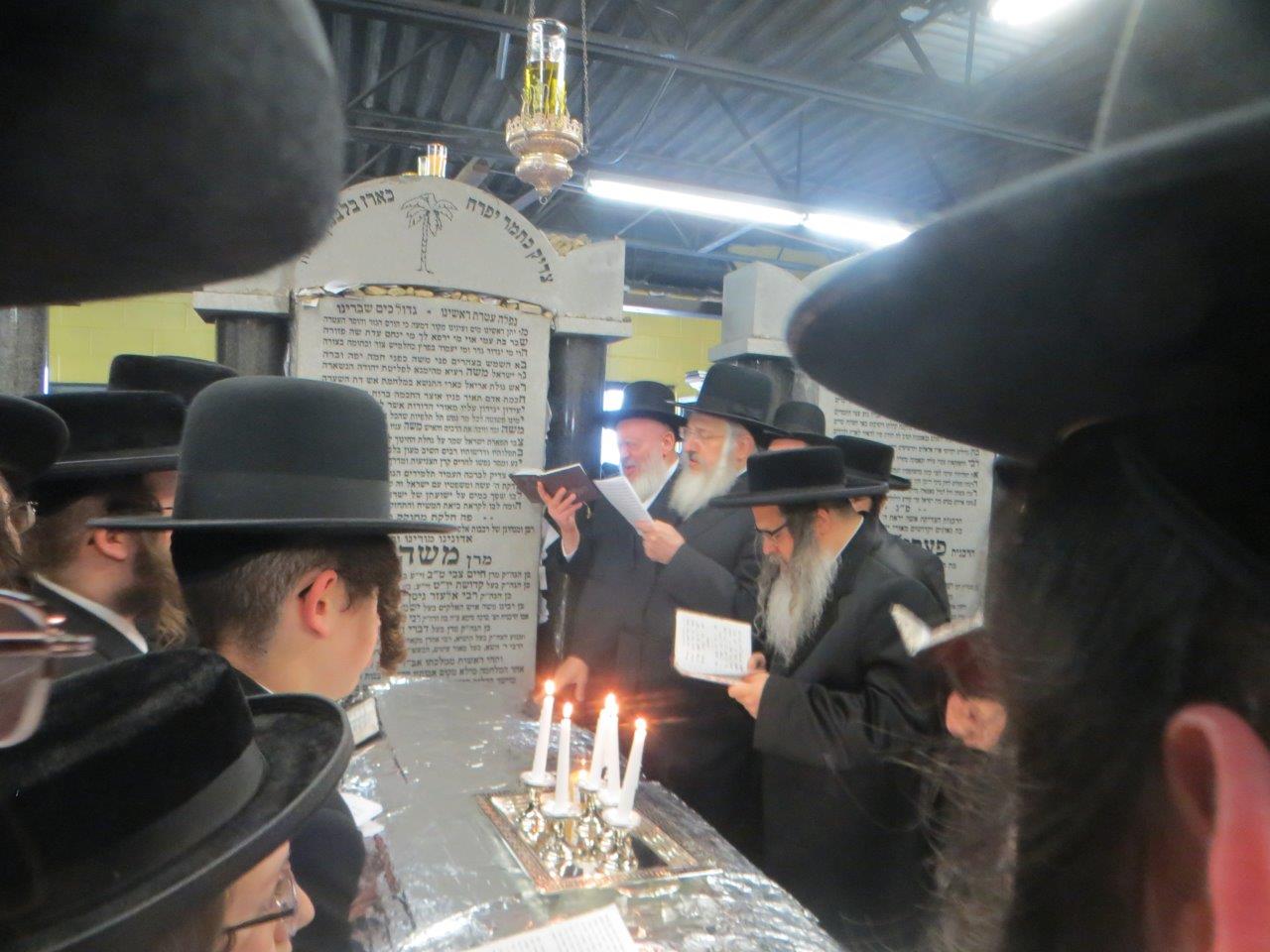 סאטמר: יארצייט ומעמד פתיחת הזמן • גלריה