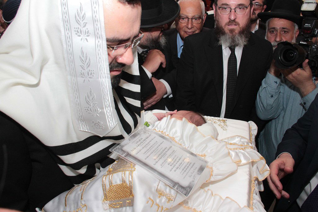 אריה דרעי חגג ברית לנכד, אלי ישי נעדר • תמונות