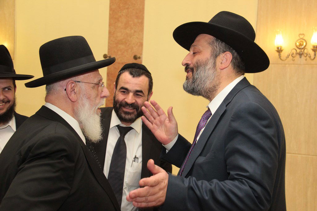 אריה דרעי חגג ברית לנכד, אלי ישי נעדר • תמונות