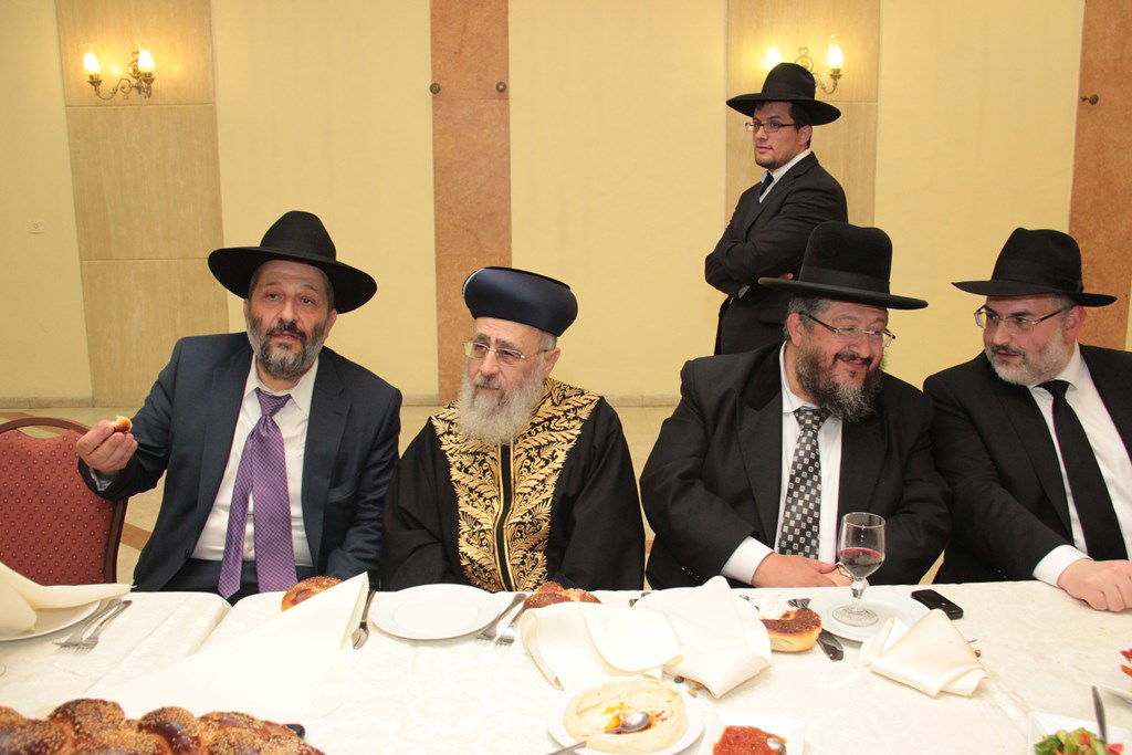 אריה דרעי חגג ברית לנכד, אלי ישי נעדר • תמונות