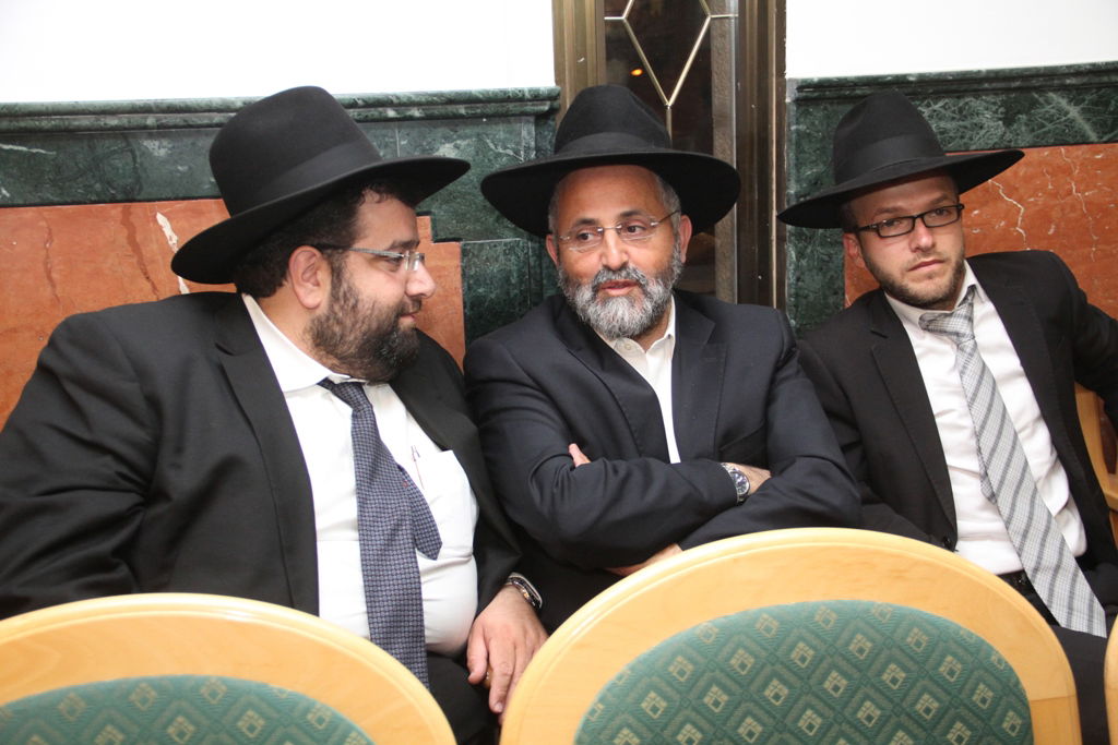 הרב יצחק יוסף סיפר: כך דרעי היה מפעיל את הראש