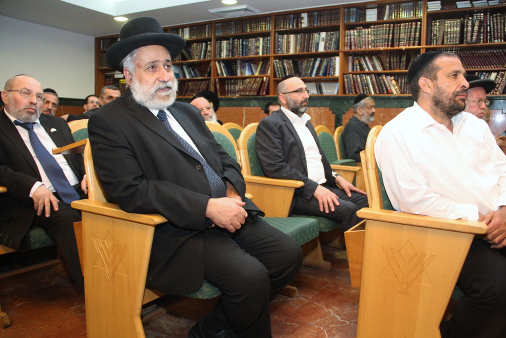 הרב יצחק יוסף סיפר: כך דרעי היה מפעיל את הראש