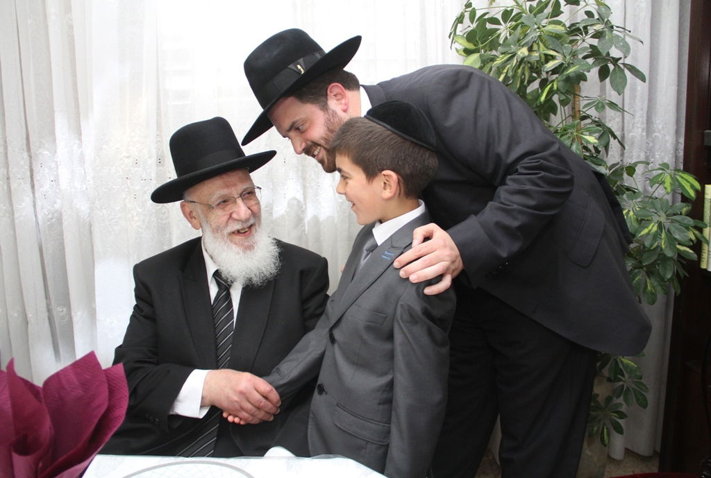 גלריה: הרב שלום כהן שבת בבני ברק