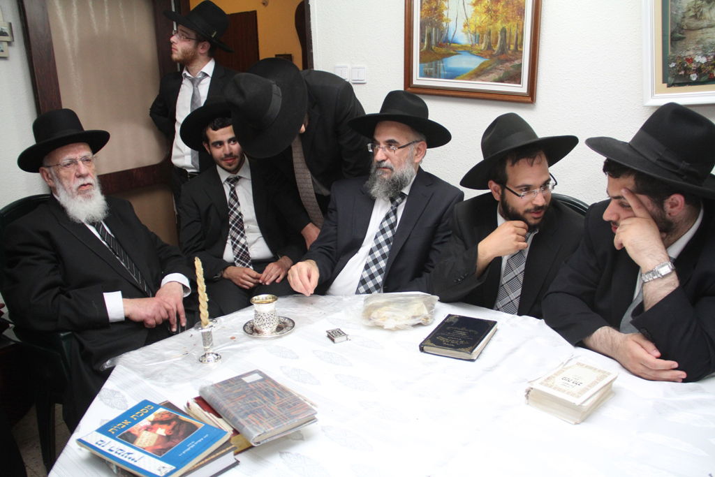 גלריה: הרב שלום כהן שבת בבני ברק