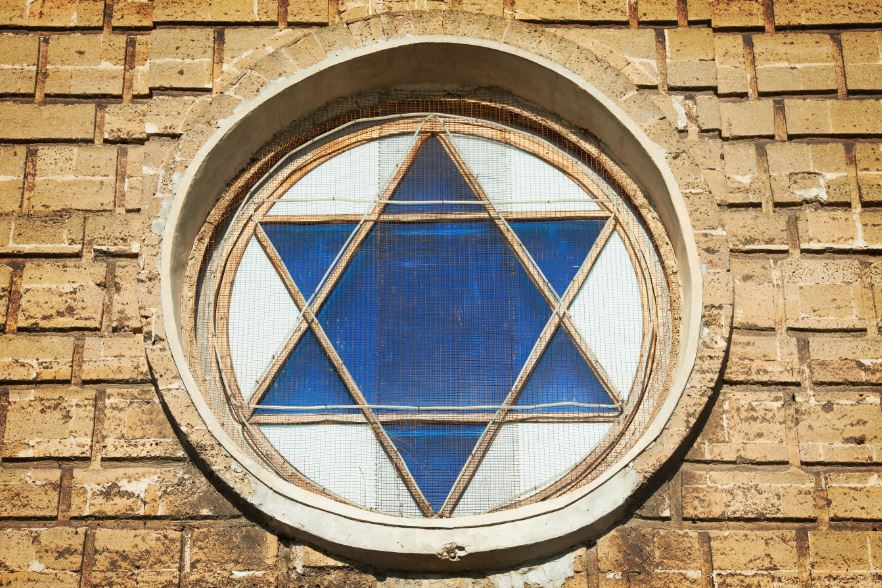 תגלית מפתיעה: הארכיבישוף של ניו יורק - יהודי