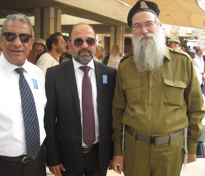 יום הזיכרון בחב"ד: הנחת תפילין להמונים