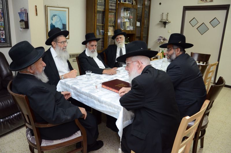 בני ברק: רבני ש"ס התכנסו עם הנציגים והעלו מספר דרישות