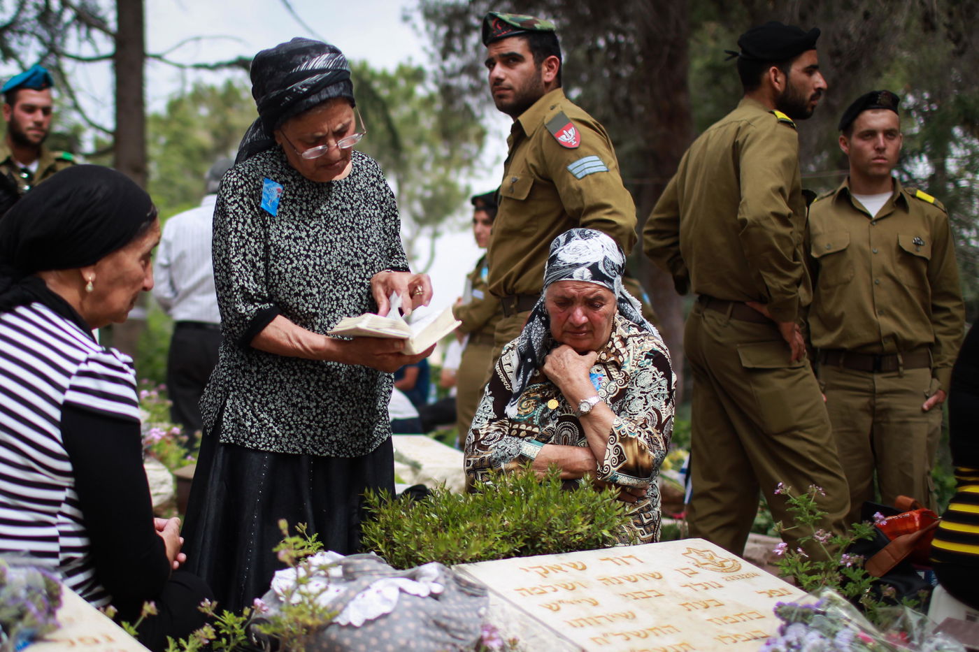 תיעוד: דמעות, כאב וגעגוע בבית העלמין בהר הרצל