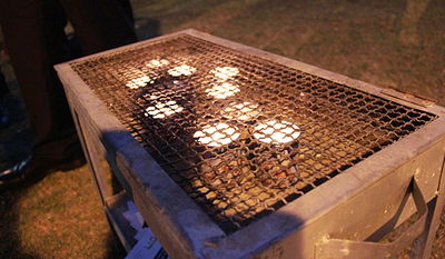 מיוחד: כך נכשל הניסיון החילוני לתעד חרדים ממנגלים בצפירה