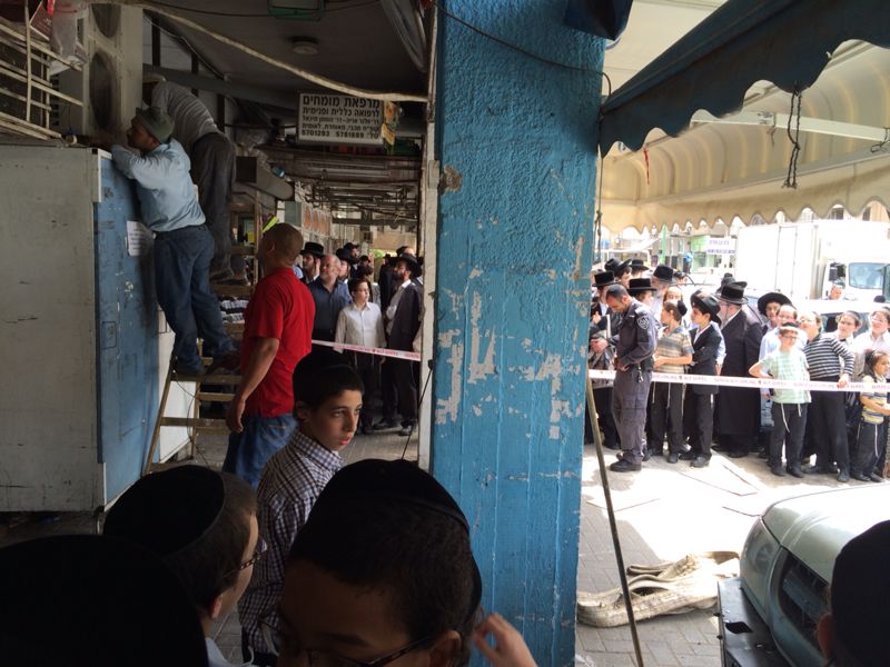 סוער בבני ברק: הפקחים החרימו את מכונות השתייה של שלוימל'ה