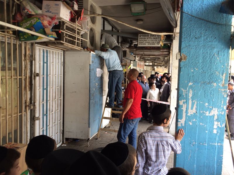 סוער בבני ברק: הפקחים החרימו את מכונות השתייה של שלוימל'ה