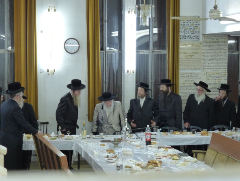 צפו בגלריה: טיש לזכר מייסד ספינקא