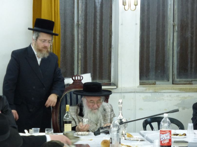 צפו בגלריה: טיש לזכר מייסד ספינקא