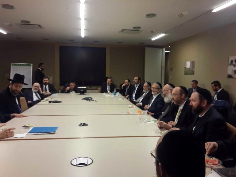 הרב דוד לאו בגוב האריות האמריקני: "בלי תורה אין חיל האוויר"