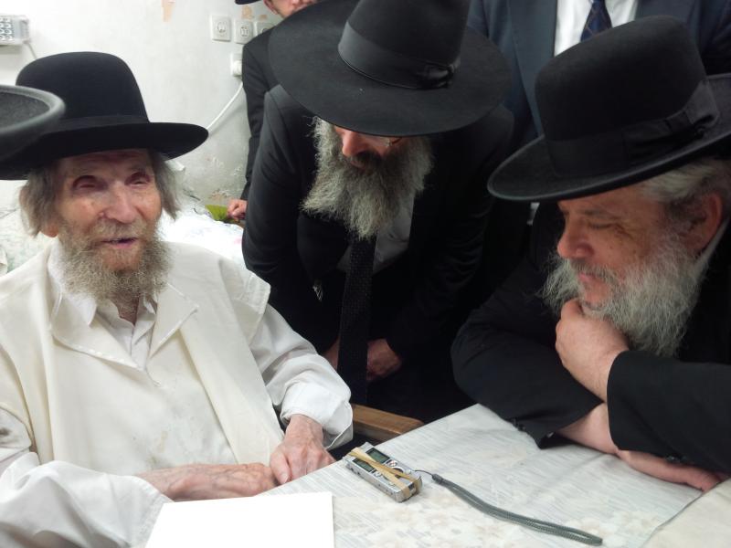 הגראי"ל שטיינמן: "חינוך הילדים זה היסוד של כלל ישראל"