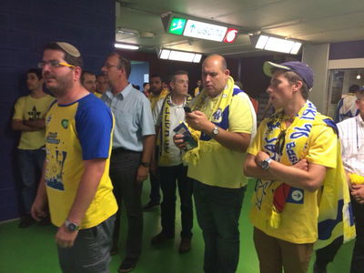 אחרי הניצחון: הדתיים הצהובים שרו 'קבלת שבת'