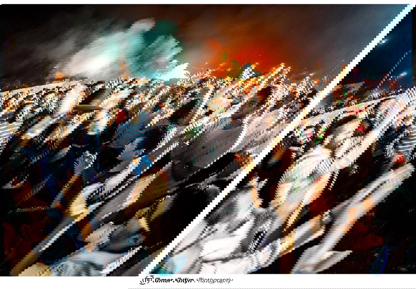 צפו בוידאו: שריפת אייפונים במדורת ל"ג בעומר