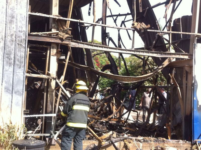 הרוגים ופצועים בשריפת מחסן במושב בית נחמיה