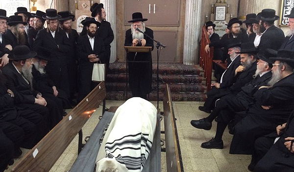 בני ברק: הרב שרגא צבי אלטמן הובא למנוחות