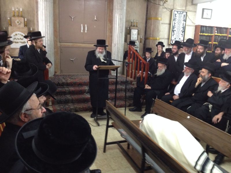 בני ברק: הרב שרגא צבי אלטמן הובא למנוחות