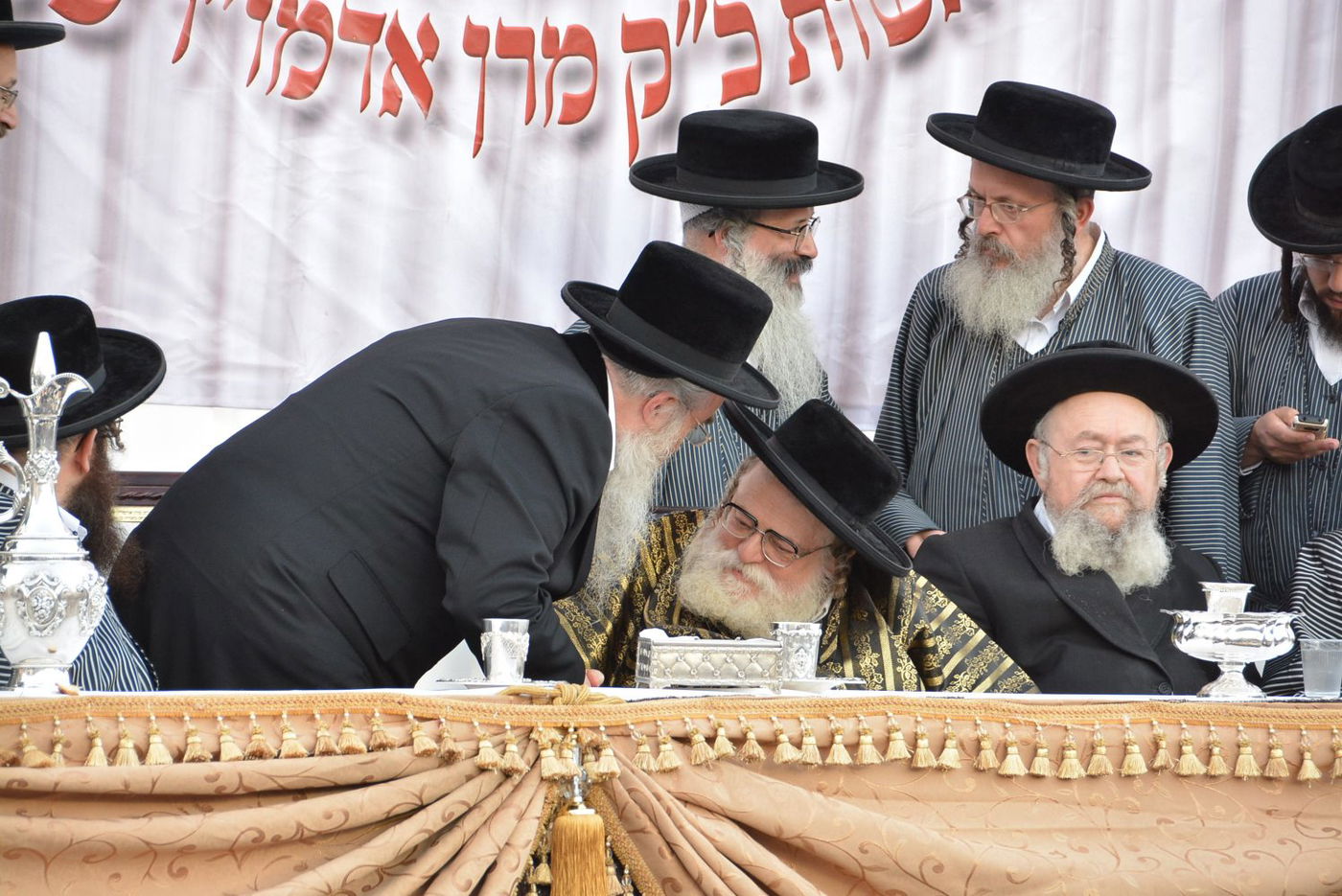 תיעוד ענק: מעמד הרחבת ביהמ"ד של תולדות אברהם יצחק