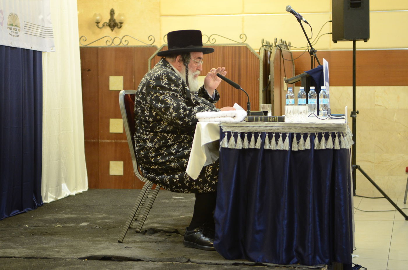 הגראי"ל שטיינמן למחנכים: "אל תתרגזו על התלמידים"