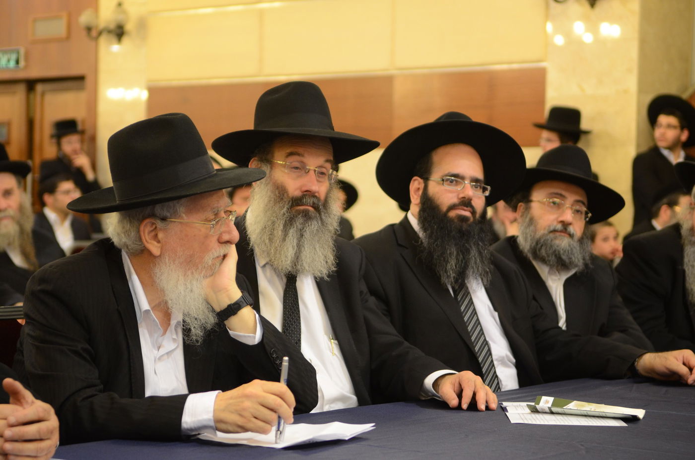 הגראי"ל שטיינמן למחנכים: "אל תתרגזו על התלמידים"