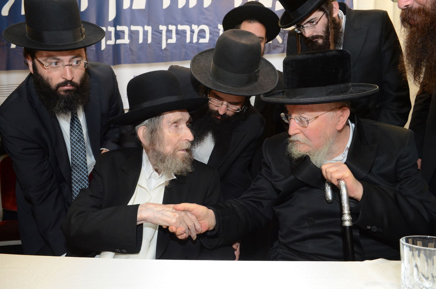 הגראי"ל שטיינמן למחנכים: "אל תתרגזו על התלמידים"